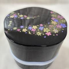 【未使用】桂由美 Yumi Katsura 二段重箱 タッパー蓋付き弁当箱桜柄のサムネイル