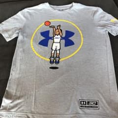 ステフィン　カリーのTシャツ　アンダーアーマー　バスケのサムネイル