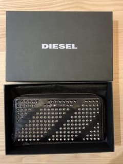 ディーゼル　diesel 長財布　スタッズ　財布　レザーのサムネイル