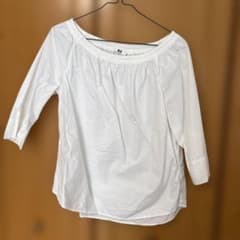 UNIQLO オフショルダーブラウス ホワイトのサムネイル
