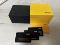 FENDI 時計　空箱のサムネイル
