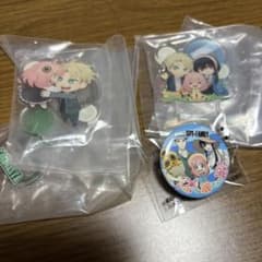 Spy Family Papercraft Acrylic Stand　Set of 2: Bonus can badge
