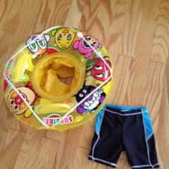 2NR様専用 アンパンマン足入れ浮輪&海パンのサムネイル