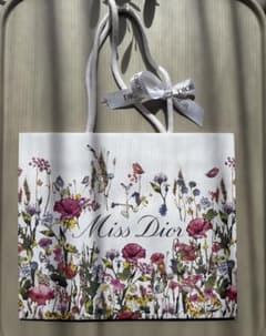 Miss Dior 花柄ショップ袋のサムネイル