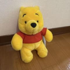 手*子様 くまのプーさん ぬいぐるみのサムネイル