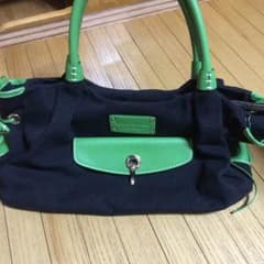 美品kate spadeバッグのサムネイル