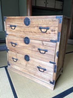 あっちゃんさん専用　　和たんす（黒金具付き）のサムネイル