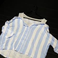 ストライプトップスのサムネイル