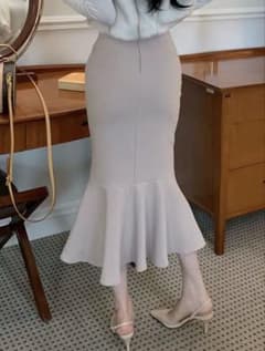 ベージュ マーメイドスカート ロング丈のサムネイル