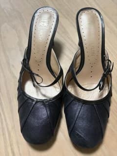 MICHEL KLEIN ミッシェルクラン ミュール ブラックのサムネイル