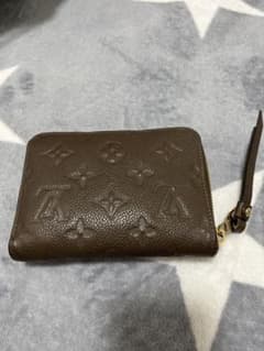 LOUIS VUITTON コンパクト財布のサムネイル