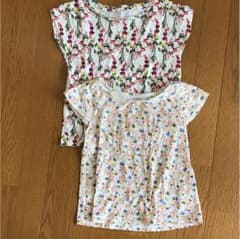 【値下げ】UNIQLO女児 Tシャツ2枚セットのサムネイル
