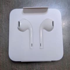 iPhone 純正イヤホン アップルのサムネイル