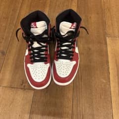 Nike Air Jordan 1 レッド/ホワイト/ブラック ハイカットのサムネイル