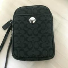 【さくさくらっちさん専用】COACH ポーチ 本物♩のサムネイル