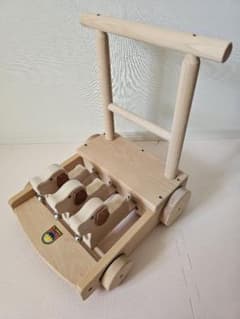 【新品未使用品】手押し車 KAWAI WOODEN TOYSのサムネイル