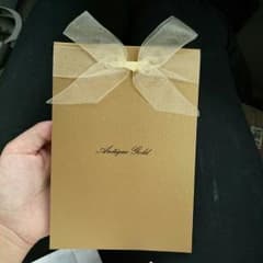 処分間近！結婚式招待状の台紙のサムネイル