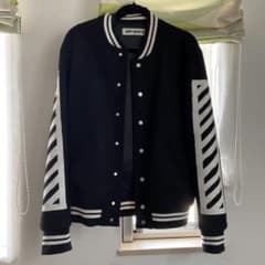 Off-White スタジャンのサムネイル