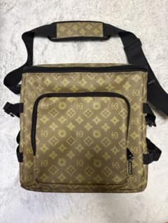 oldstussy 総柄　モノグラム　メッセンジャーバック oldstussy 総柄 モノグラム メッセンジャーバック - メルカリ