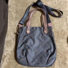 お値下げ　ショルダーバッグ ラシットのサムネイル