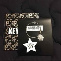 EXO XIUMINのキーリングのサムネイル