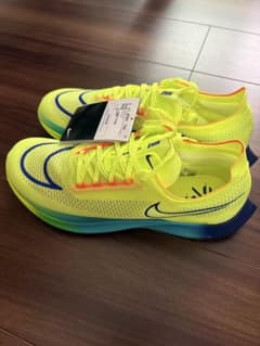 NIKE ストリークフライ 26.5 新品未使用 蛍光イエローのサムネイル