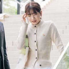 Maison Kitsuné ベビーフォックス パッチ カーディガン　アイボリーのサムネイル