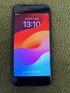 iPhone SE 第2世代 ブラック 128GB 中古　完動品のサムネイル