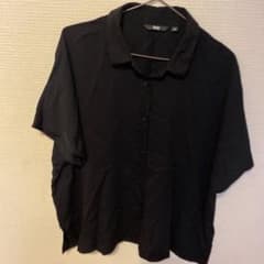 UNIQLO半袖レーヨンブラウス黒のサムネイル