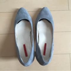 スエード グレー チャンキー パンプスのサムネイル