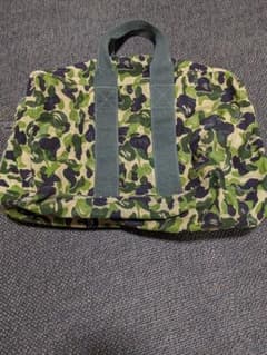 A BATHING APE カモフラ柄 ボストンバッグ - メルカリ