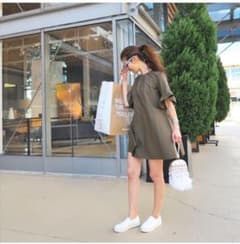 ZARA カーキ　ワンピースのサムネイル