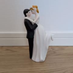 ウェディング ケーキトッパー 新郎新婦 フィギュアのサムネイル