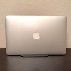 MacBook Air 11インチ Corei7 メモリ8GB SSD256GBのサムネイル