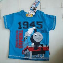新品タグ付き！トーマスTシャツ☆のサムネイル