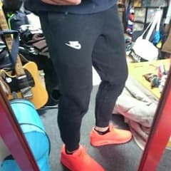 NIKE ナイキ フリースパンツ 黒 Sサイズのサムネイル