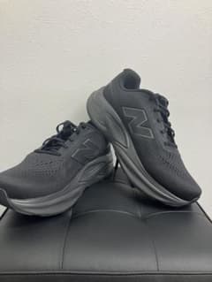 New Balance kaiha スニーカー ブラックのサムネイル