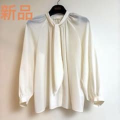 新品】Ballsey⭐︎ シアートロピカル スカーフタイブラウス - メルカリ