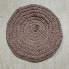 ハンドメイド ニットベレー帽　ベージュのサムネイル