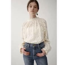 【期間限定値下】moussy 2way lace blouseのサムネイル