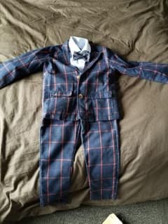男の子フォーマル服蝶ネクタイ付きのサムネイル