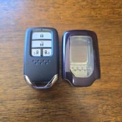 ホンダ純正 フリード スマートキー 4つボタン(キーケース付き) - メルカリ
