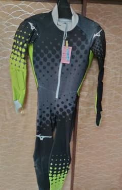 クリーニング済み ミズノ MIZUNO FIS 対応ワンピース Z クリーニング済み ミズノ MIZUNO FIS 対応ワンピース - メルカリ