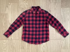 キッズ　UNIQLO 長袖シャツ 130cm レッド チェックシャツのサムネイル