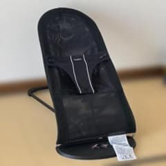 良品　BABYBJORN バウンサー メッシュ ブラック 黒　ベビービョルンのサムネイル