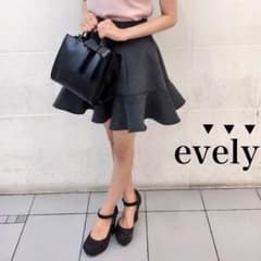 evelyn スカート♡のサムネイル