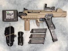 グロック18C AW カービン フルカスタム 拡張マガジン付きのサムネイル