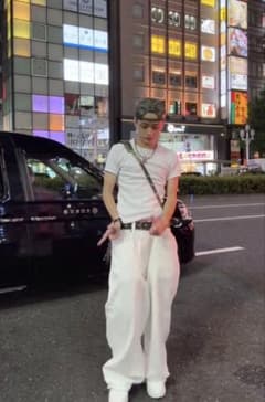 ケンタウロス健太着用　スカルショーツ　London デニム　週7ラーメン ケンタウロス健太着用 Jaded London ホワイトデニムパンツ 30 - メルカリ
