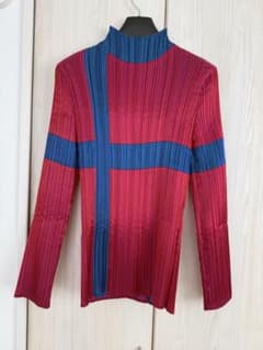 ISSEY MIYAKE FETE プリーツ 長袖 トップス ISSEY MIYAKE 光沢プリーツ ハイネック長袖トップス カラーブロック