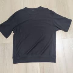 GU クルーネックTシャツ ブラック Lのサムネイル